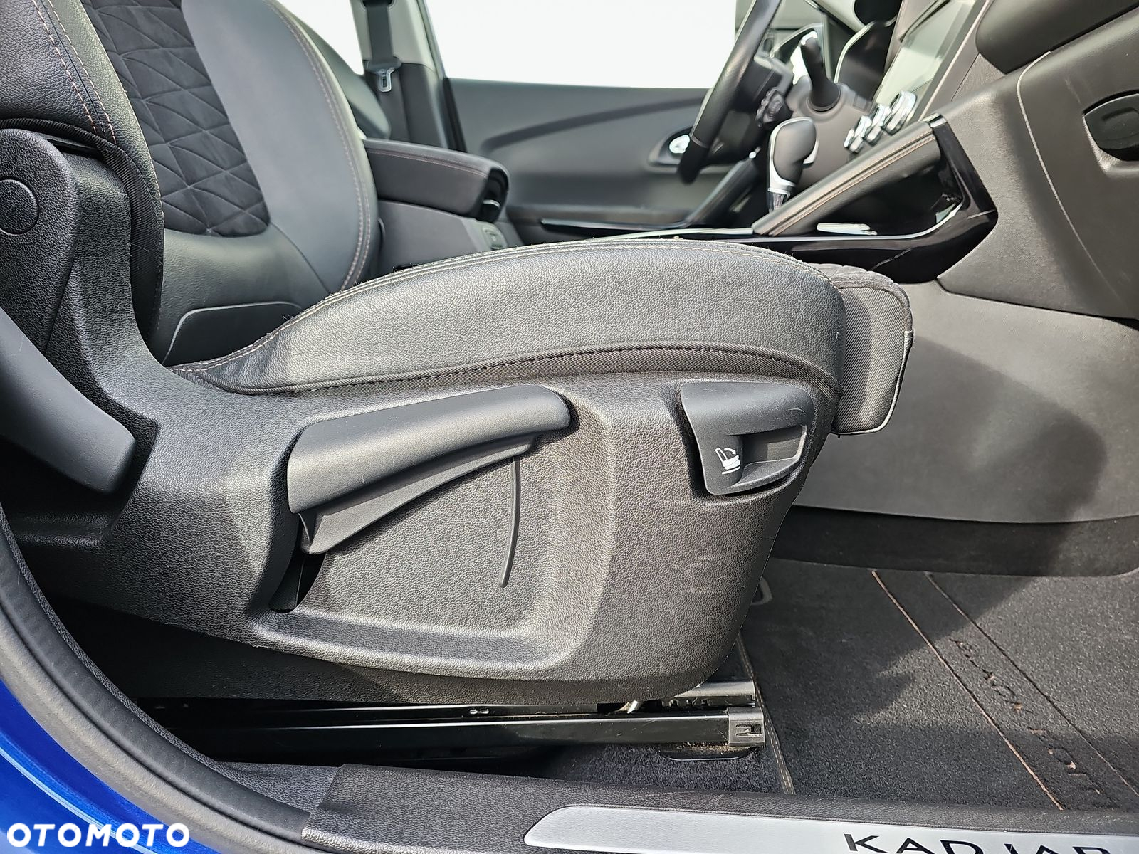 Renault Kadjar 1.3 TCe FAP Black Edition EDC - 22