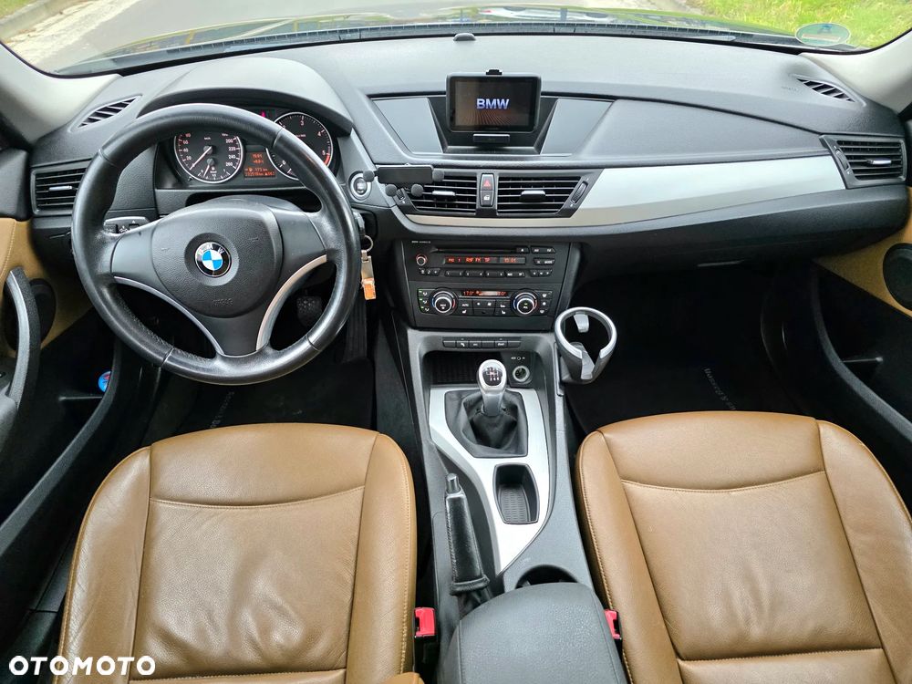 BMW X1 sDrive20d - 8