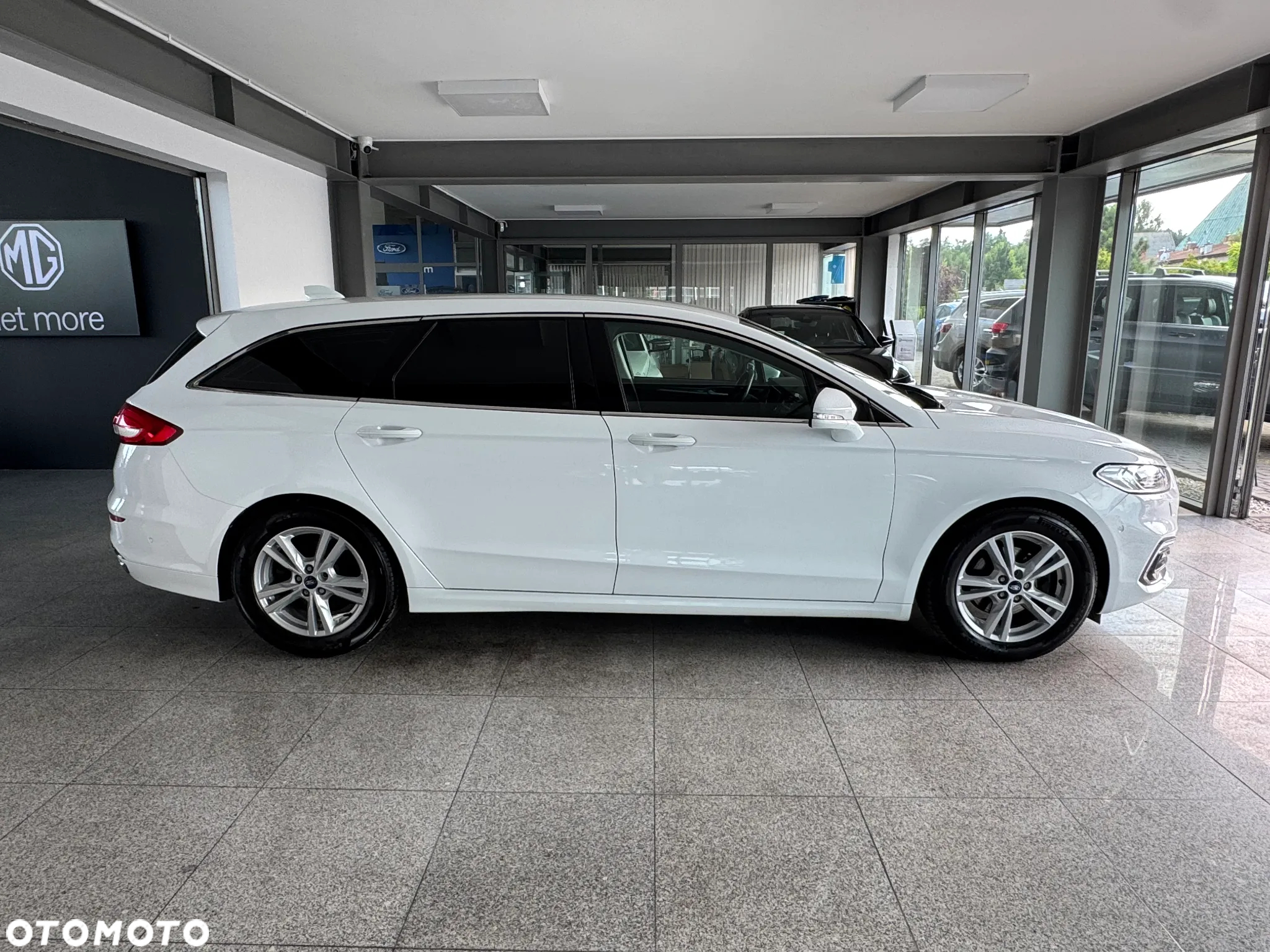 Ford Mondeo 2.0 EcoBlue Titanium - 11