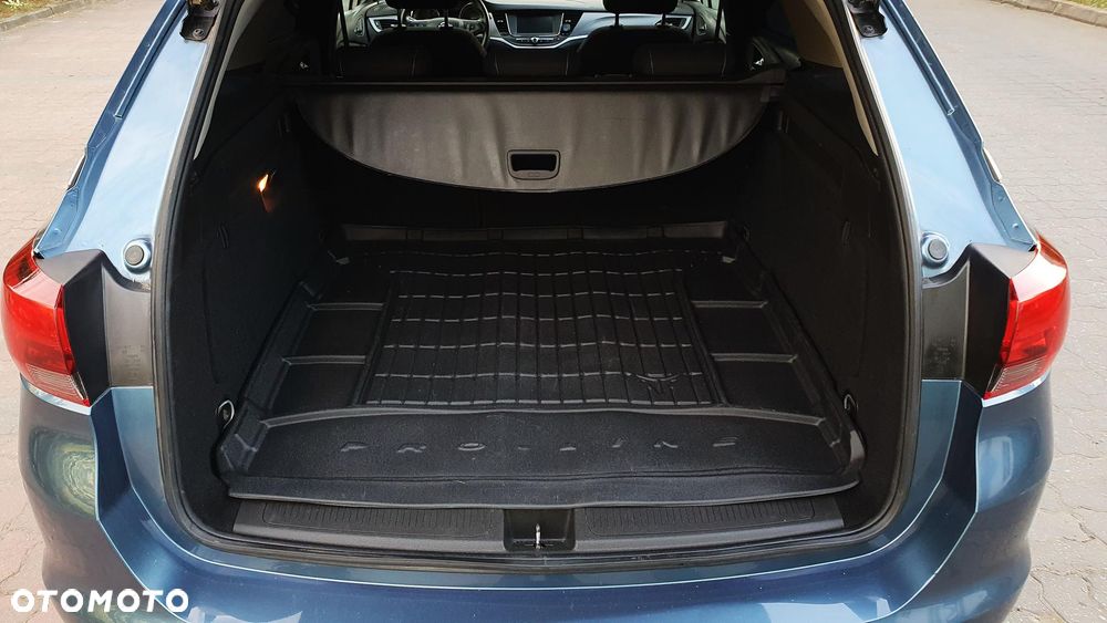 Opel Astra 1.6 CDTI Elite S&S - 16