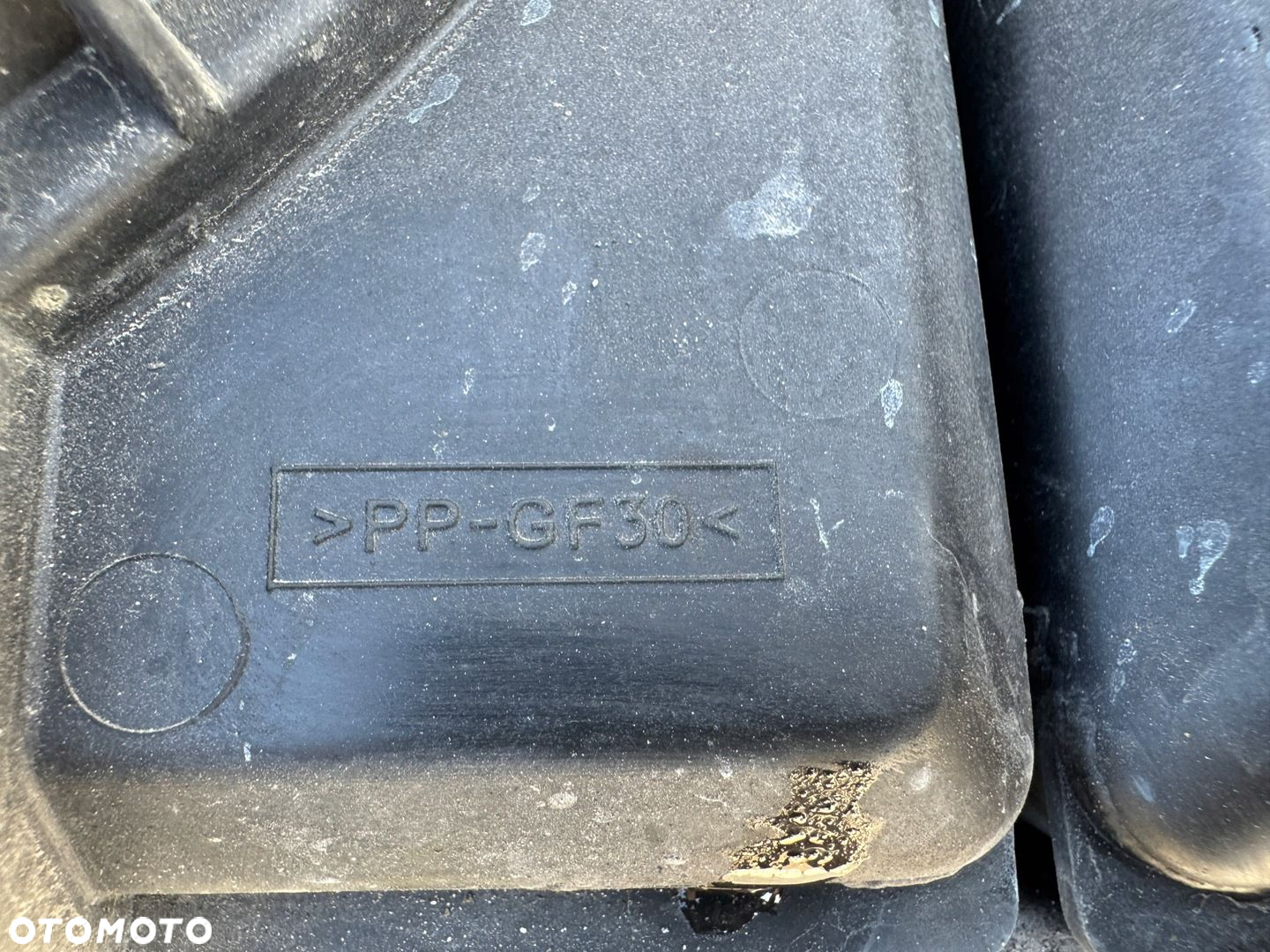 CHŁODNICA WODY Z WENTYLATOREM SUBARU LEGACY 110531 - 11