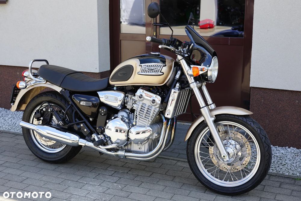 Triumph Thunderbird - 2