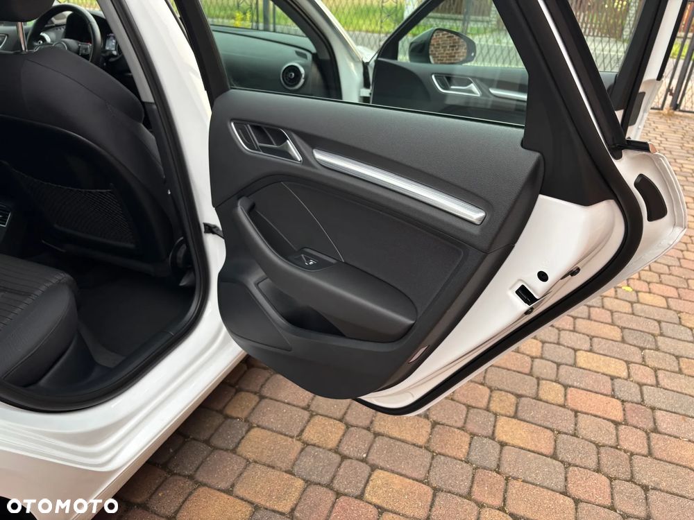 Audi A3 Sportback 2.0 TDI quattro sport - 19