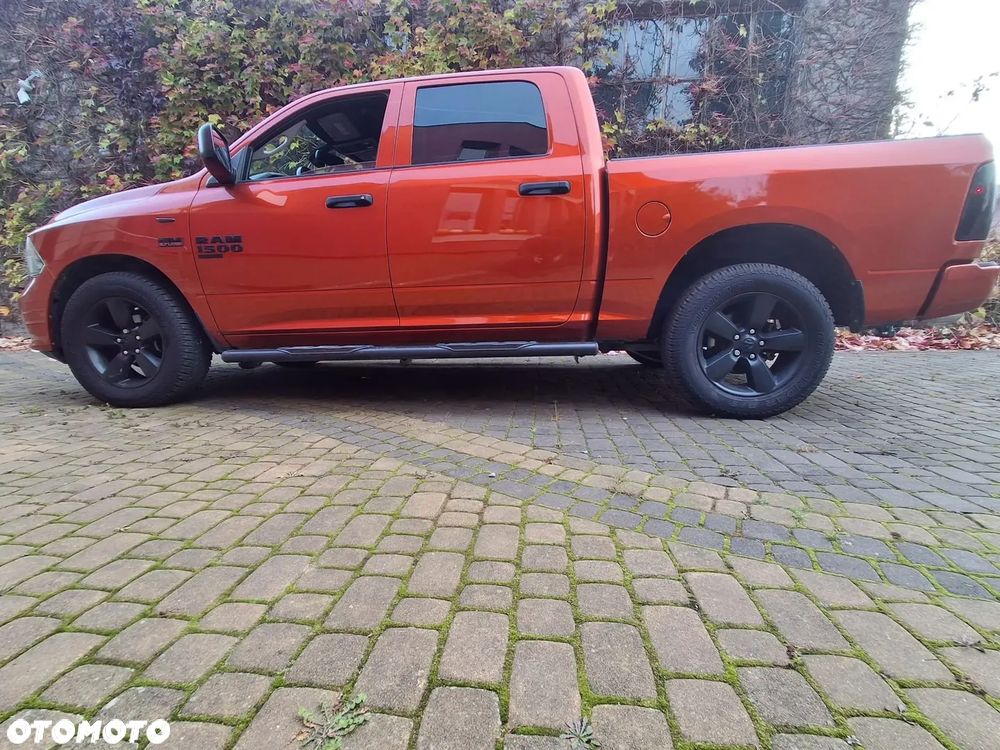 Dodge RAM - 16