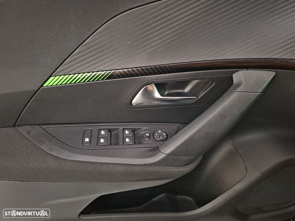 Peugeot 2008 1.2 PureTech Active - 22