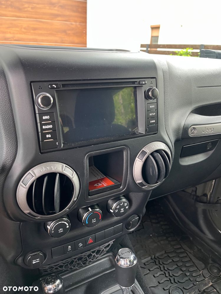Jeep Wrangler - 17