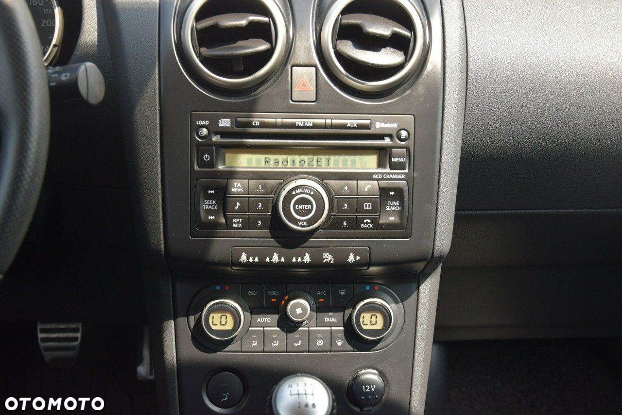 Nissan Qashqai 2.0 dCi 4 x 4 DPF lounge - 23