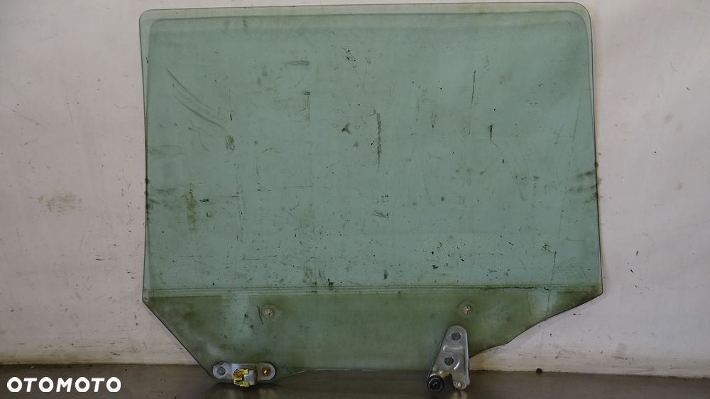 SZYBA BOCZNA PRAWA TYLNA DRZWI SUBARU FORESTER I 2.0 - 2