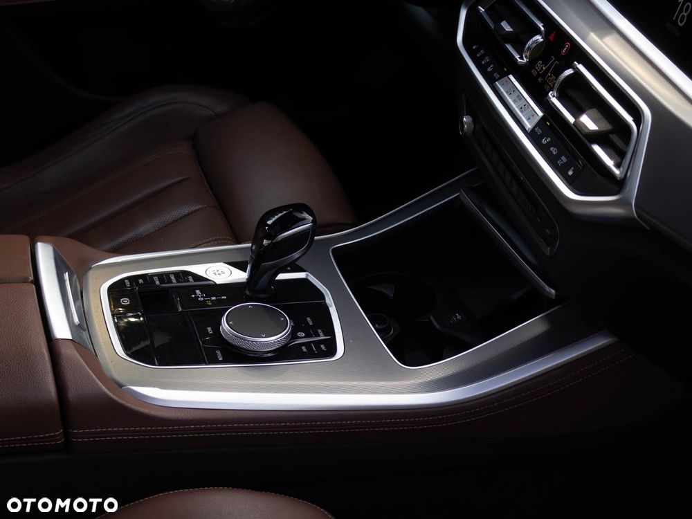 BMW X5 xDrive30d sport - 19