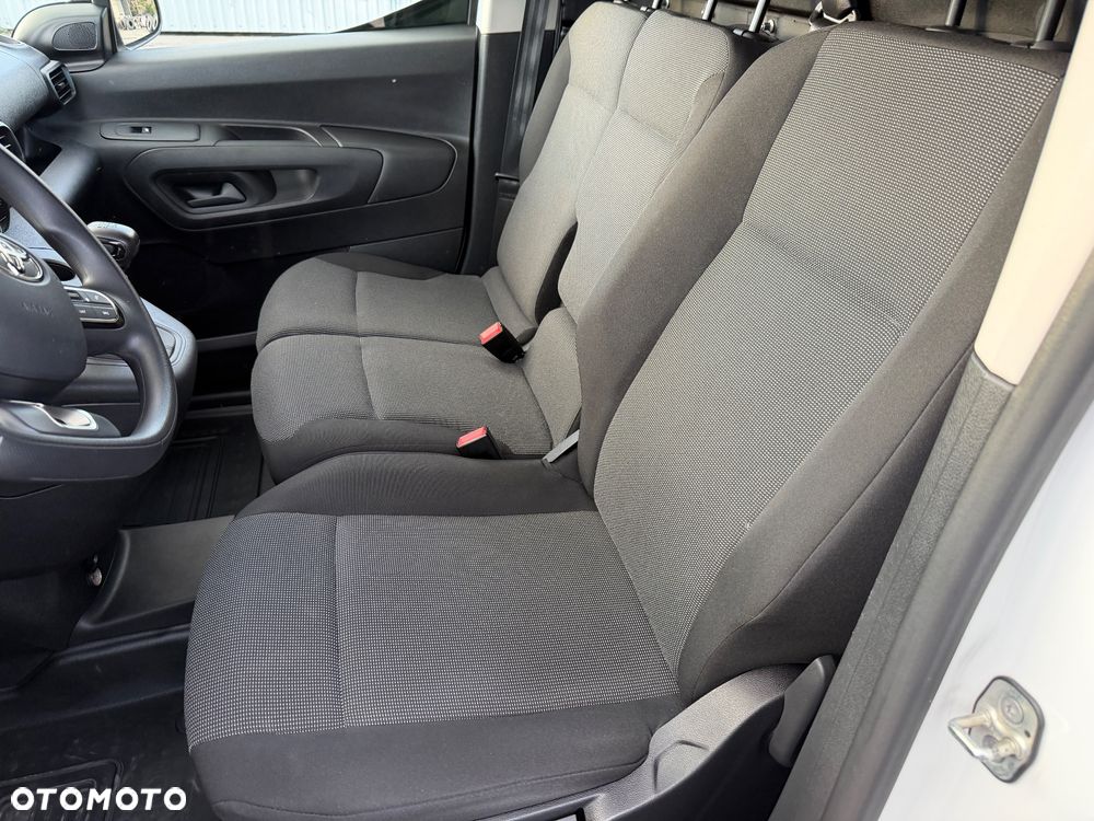 Toyota Proace City - 27