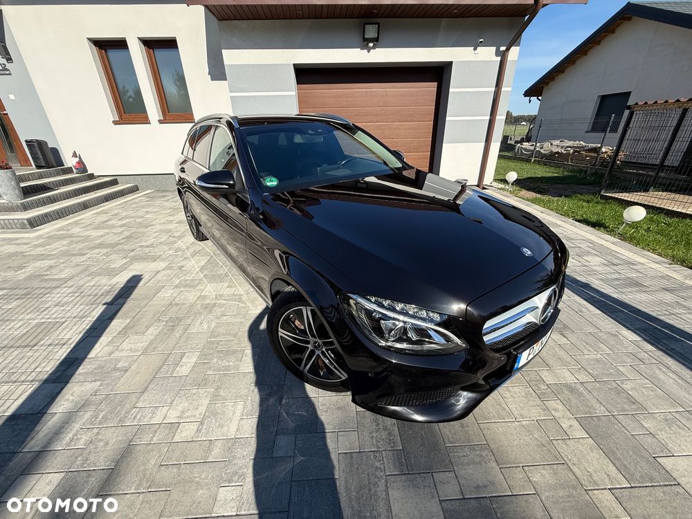 Mercedes-Benz Klasa C 180 7G-TRONIC Exclusive - 4