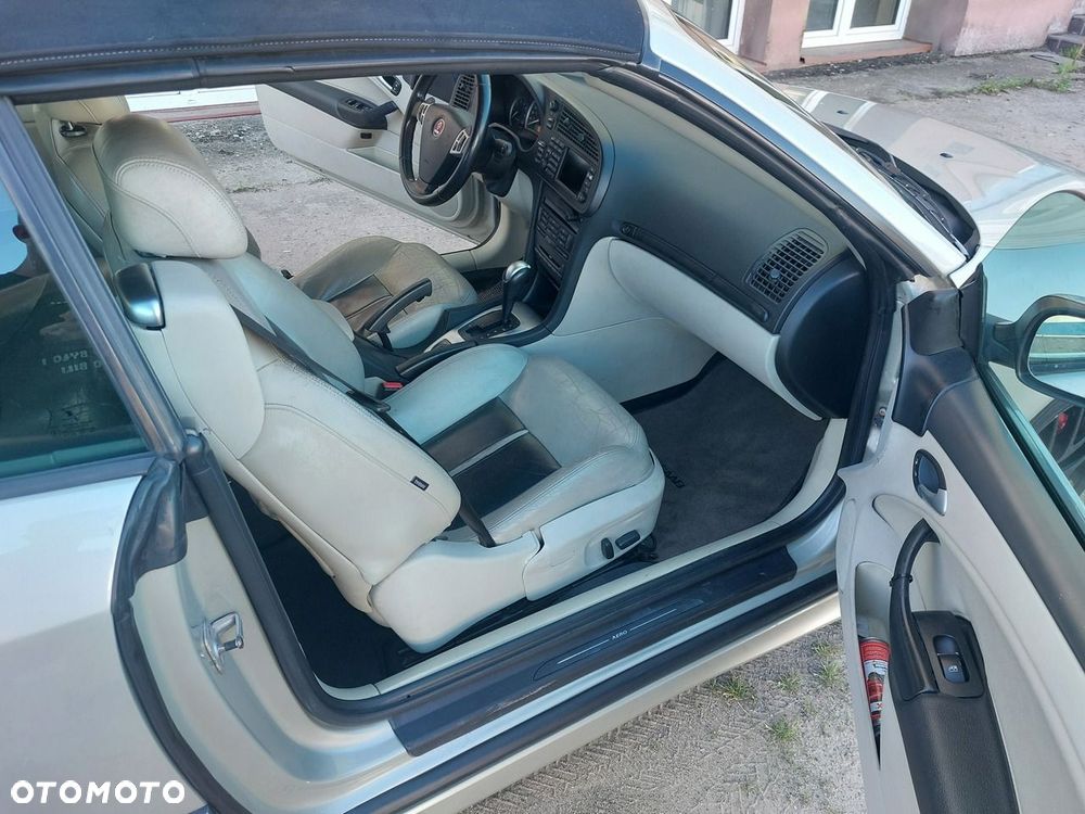Saab 9-3 - 12