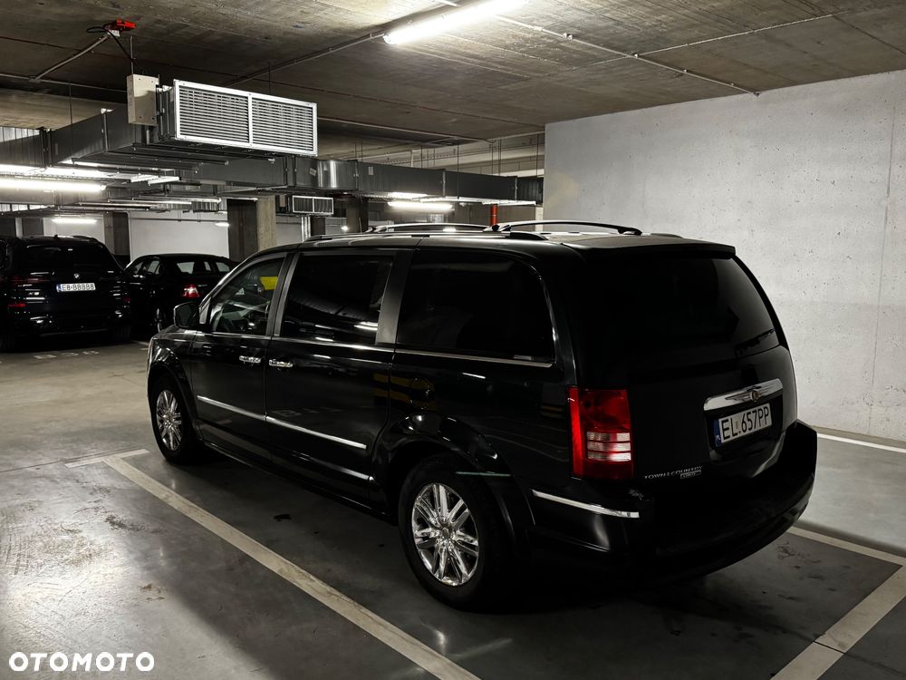 Chrysler Town & Country 4.0 Limited - 7