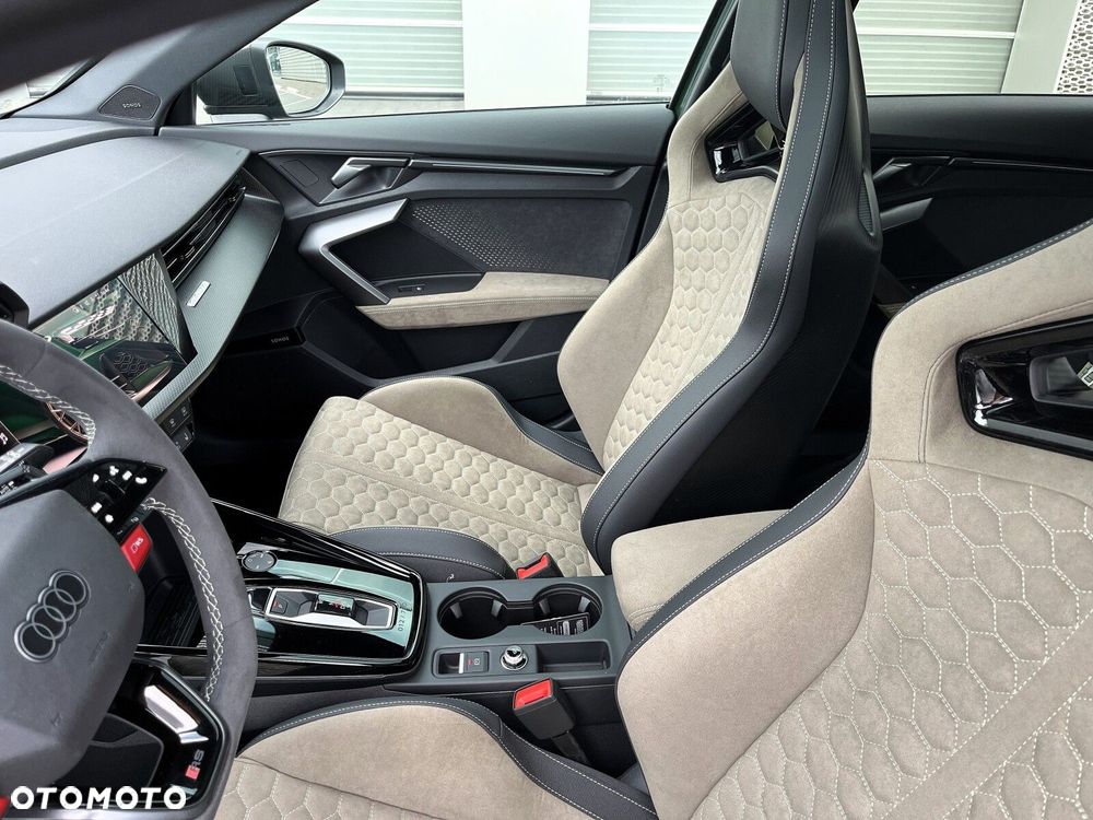 Audi RS3 Sportback - 22