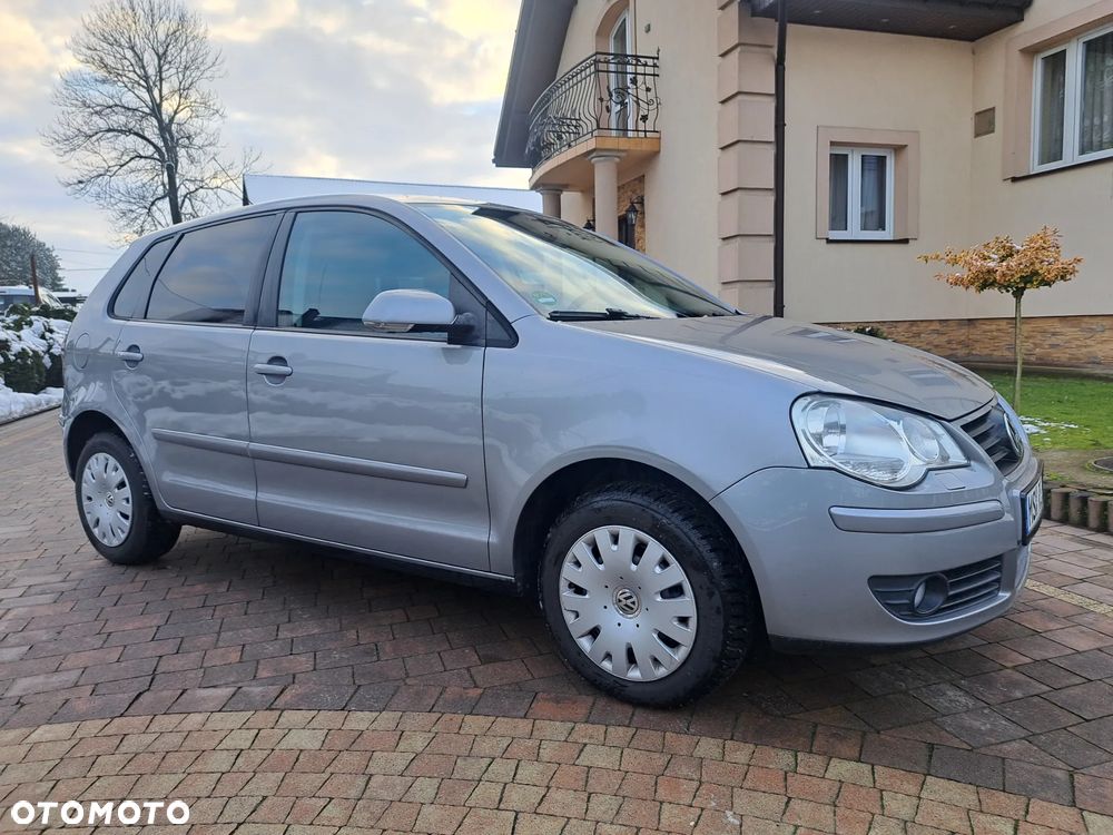 Volkswagen Polo 1.6 Tour - 13
