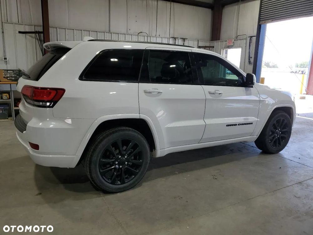 Jeep Grand Cherokee Laredo - 4