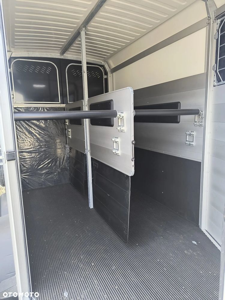Ifor Williams HBX 511 - 11
