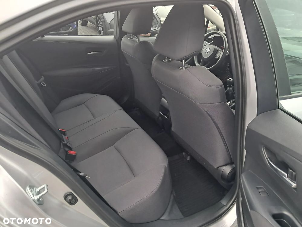 Toyota Corolla 1.5 Active - 12