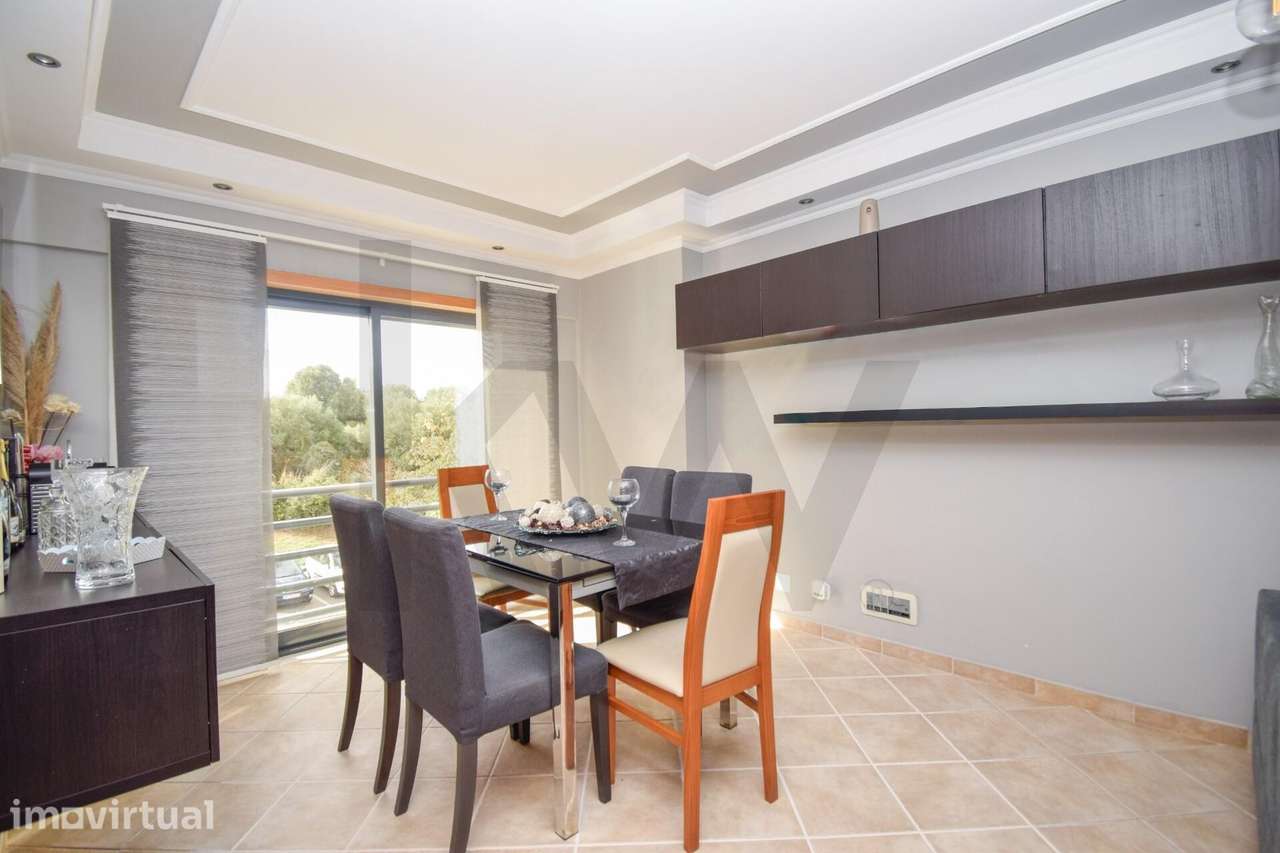 Vende-se Apartamento T2 na Cavaleira | Junto ao Novo Hospital de Sintr - Grande imagem: 5/32