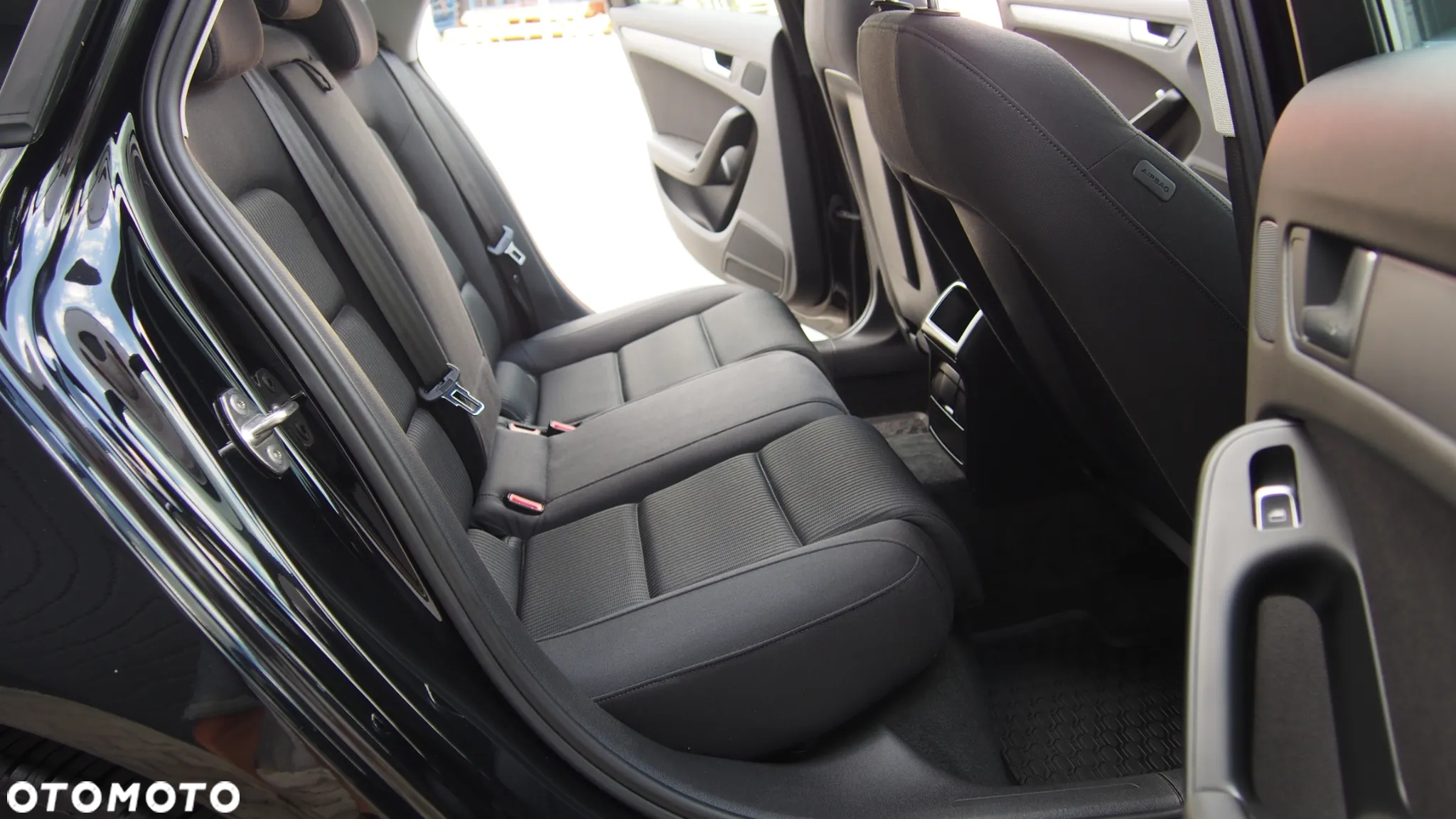 Audi A4 Avant - 10