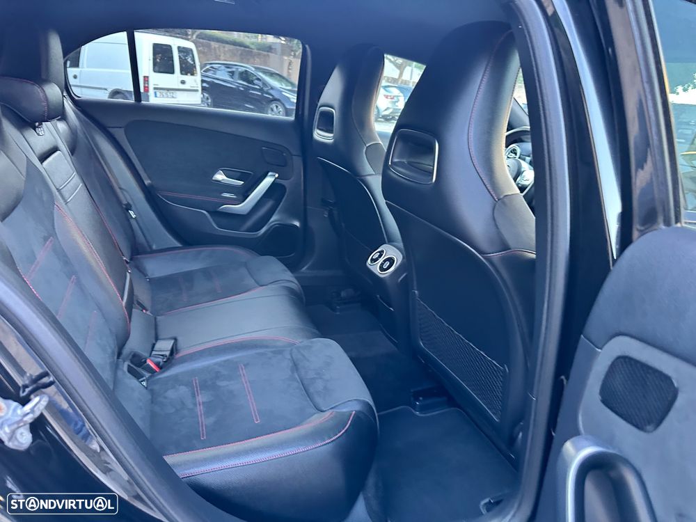 Mercedes-Benz A 200 AMG Line - 36