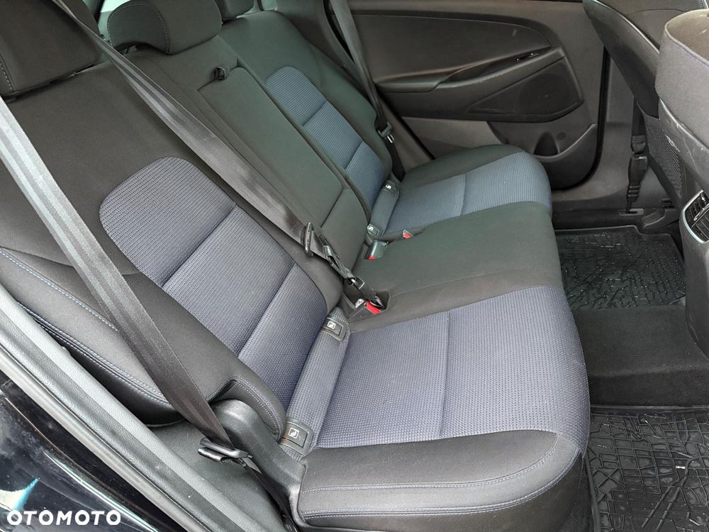 Hyundai Tucson 2.0 CRDI BlueDrive TourdePologne 2WD - 11