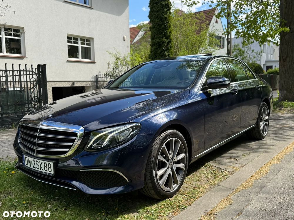 Mercedes-Benz Klasa E 220 d 4-Matic Business Edition 9G-TRONIC - 14