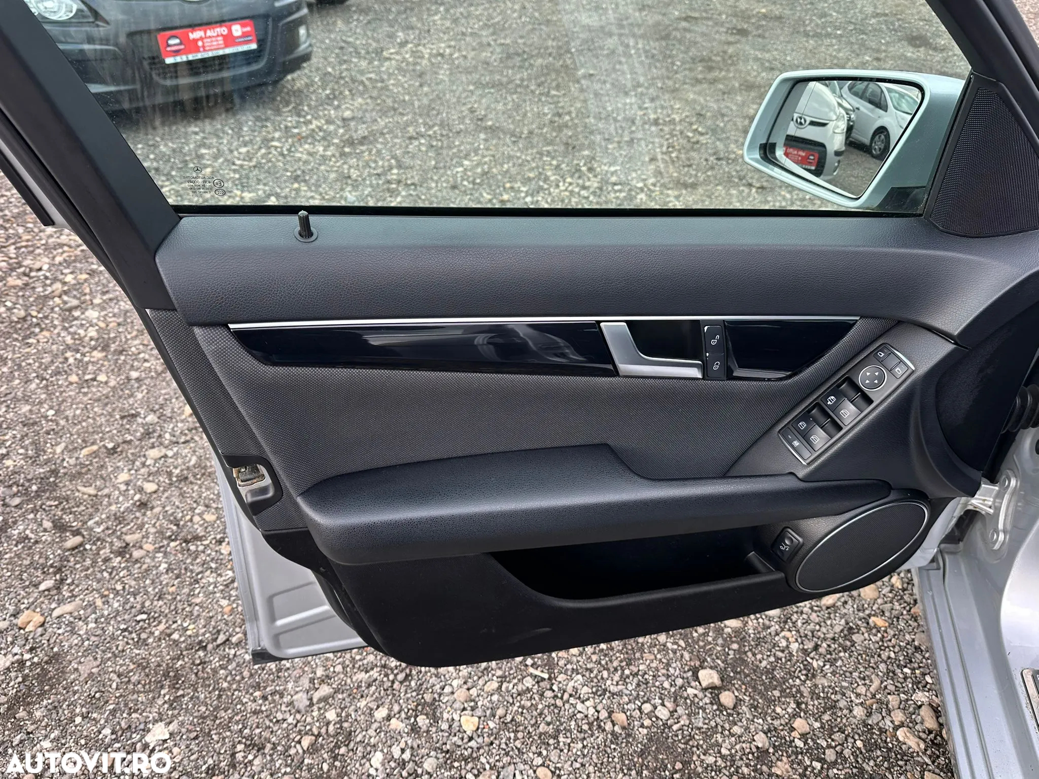 Mercedes-Benz C 180 T CDI DPF (BlueEFFICIENCY) 7G-TRONIC - 11