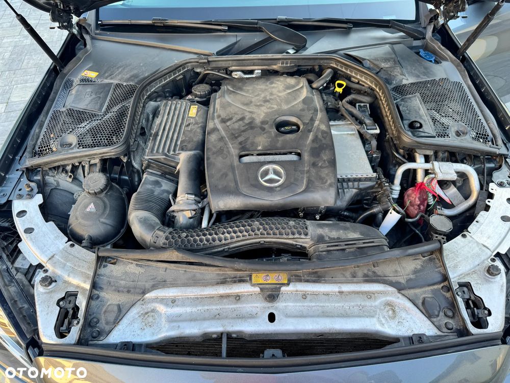 Mercedes-Benz Klasa C 200 4-Matic 7G-TRONIC - 12