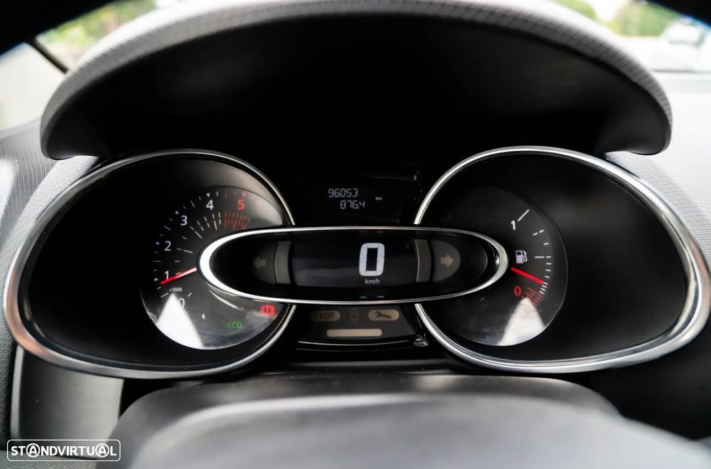Renault Clio 1.5 dCi Comfort - 22