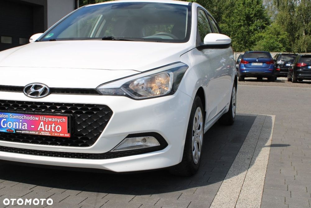 Hyundai i20 - 14