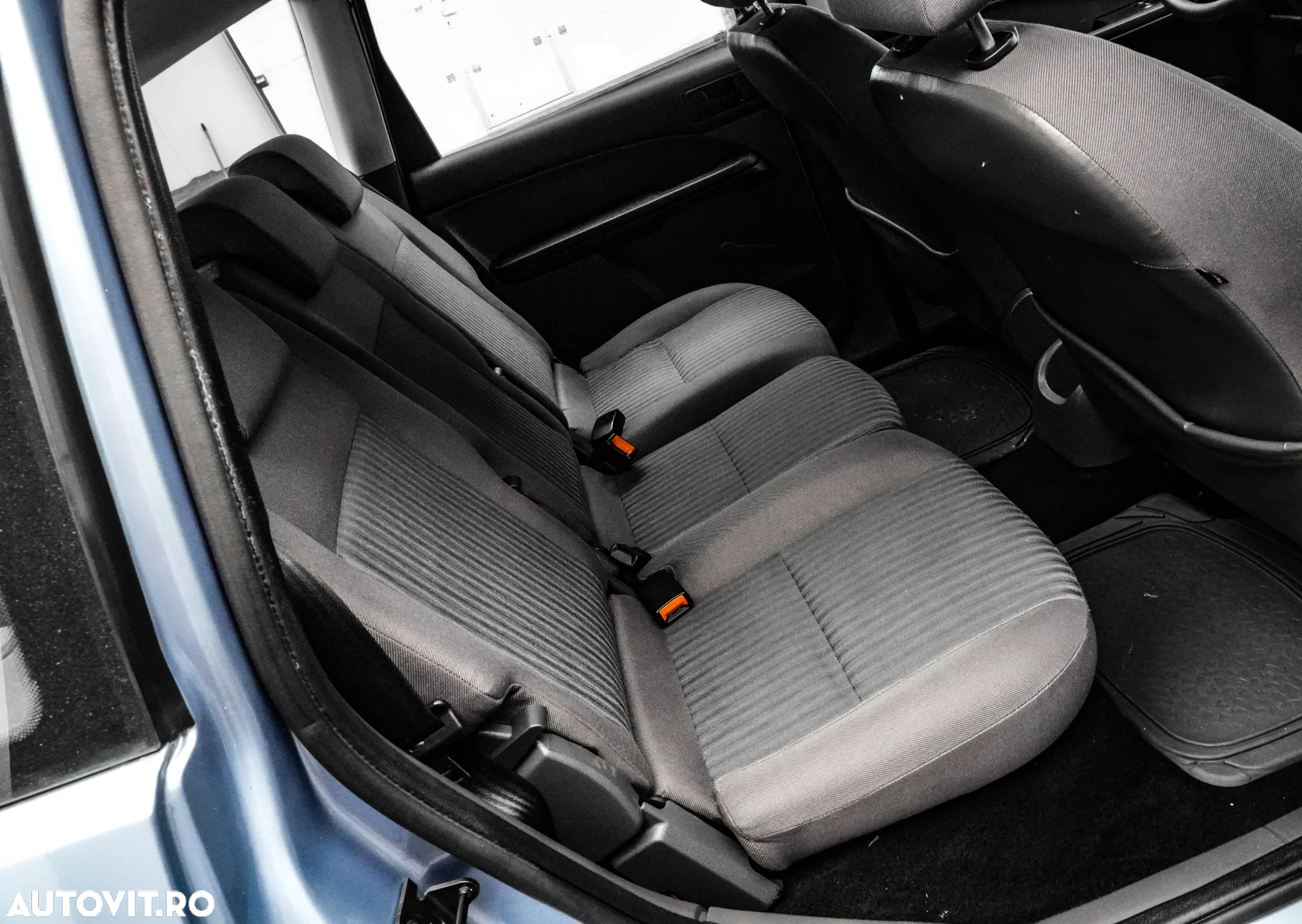 Ford C-Max - 14
