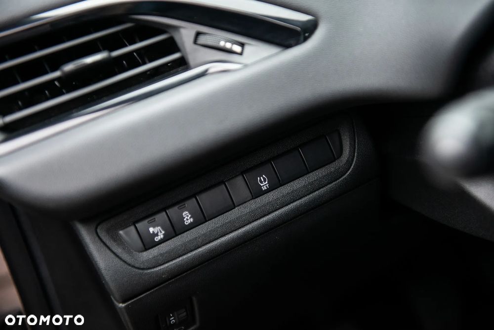 Peugeot 208 PureTech 68 Active - 16