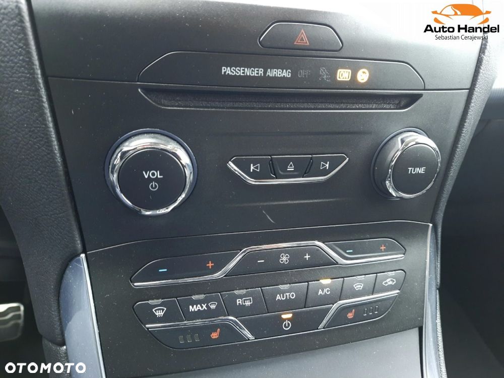 Ford S-Max 2.0 TDCi Titanium PowerShift - 25