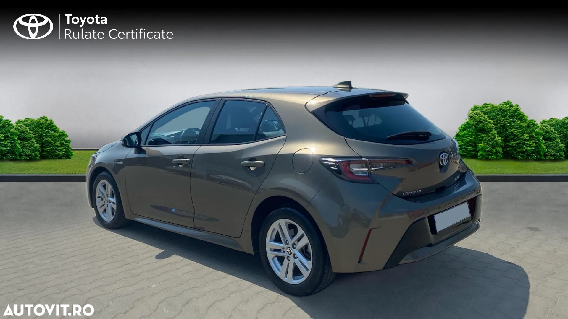 Toyota Corolla 1.8 HSD Business - 3