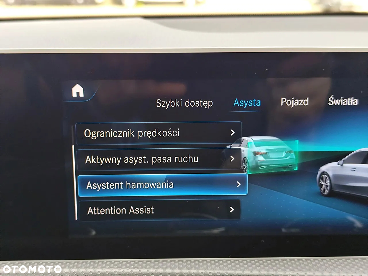 Mercedes-Benz Klasa A 200 Progressive 7G-DCT - 26