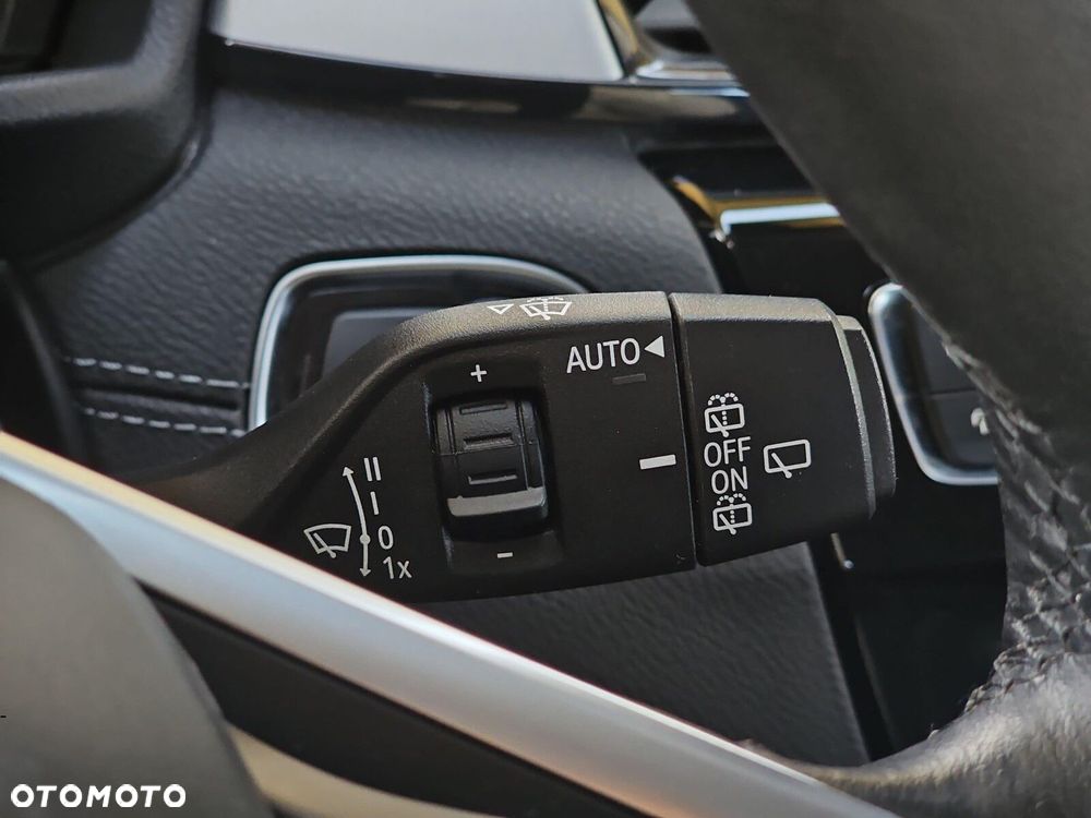 BMW X2 sDrive18i GPF - 21