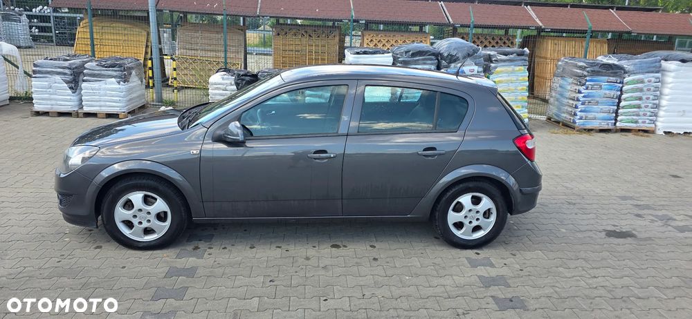 Opel Astra - 8