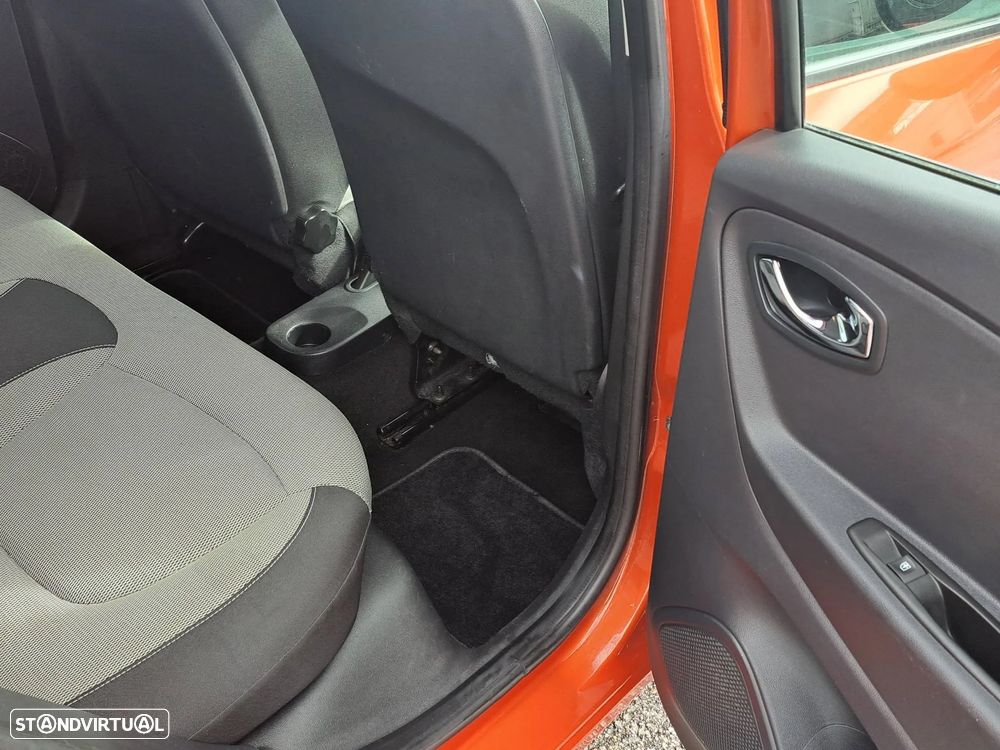 Renault Captur ENERGY dCi 90 S&S Intens - 25