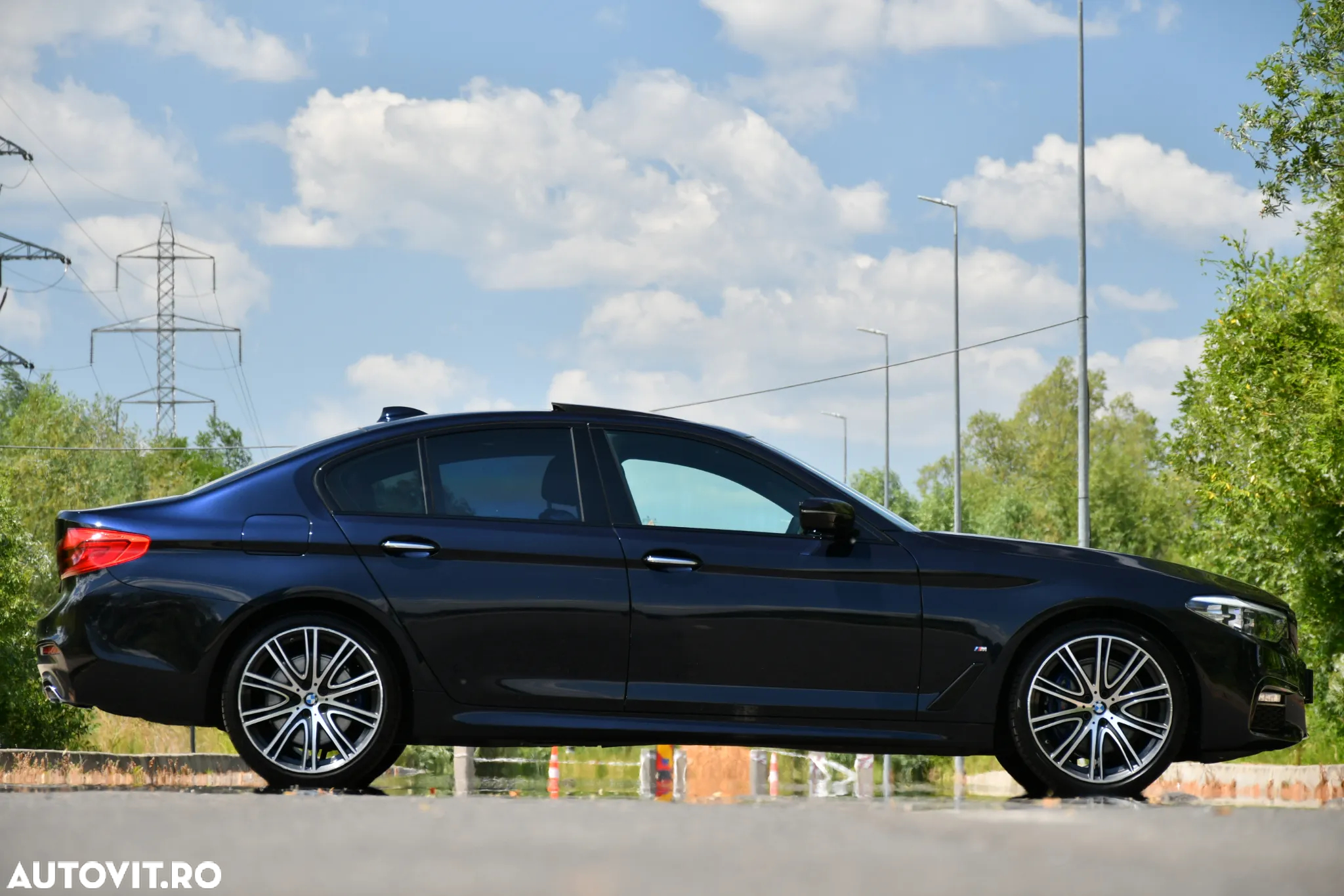 BMW Seria 5 530e iPerformance Aut. - 23