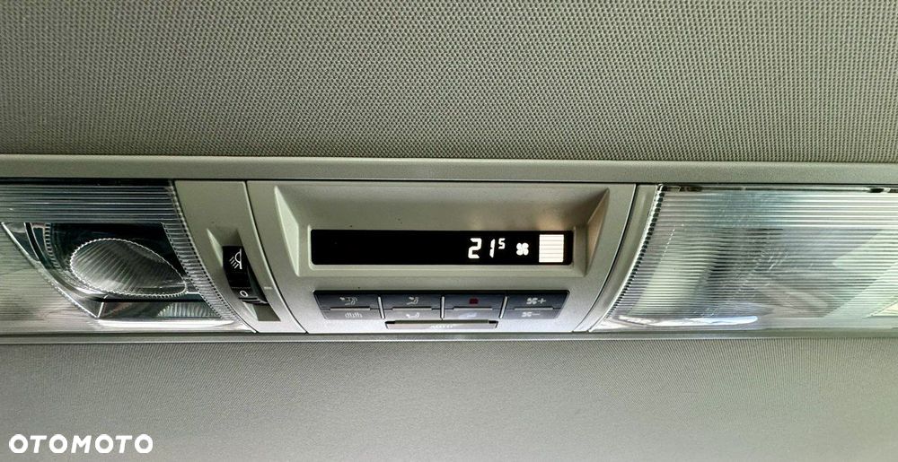 Volkswagen Caravelle 2.0 TDI L1 Comfortline 4Motion - 17