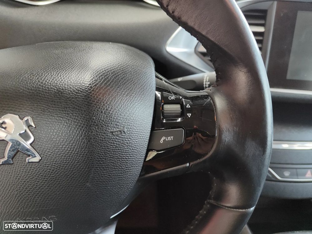 Peugeot 308 e-HDi FAP 115 Stop&Start Style - 28