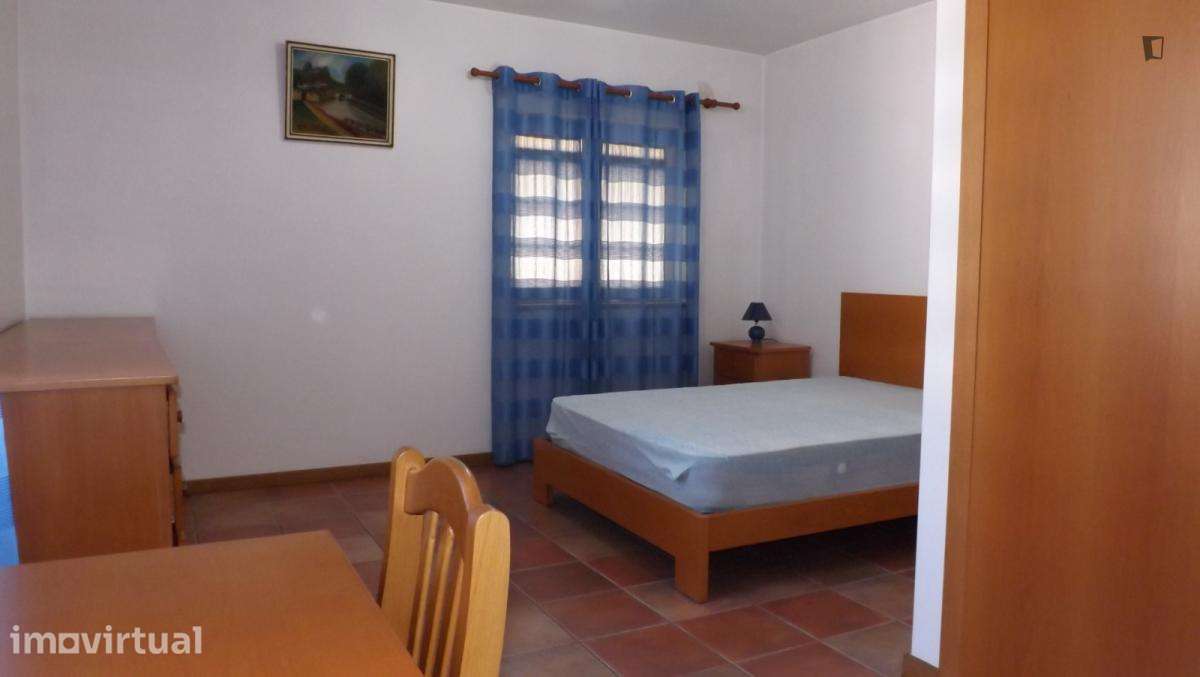 Apartamento com 2 quartos - localizado em Montarroio Coimbra - Grande imagem: 3/8