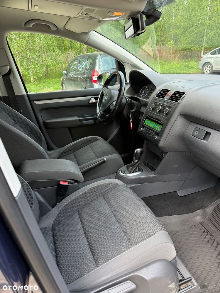 Volkswagen Touran 1.6 TDI DPF Comfortline DSG - 9