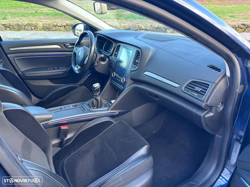 Renault Mégane 1.5 dCi Intens - 9