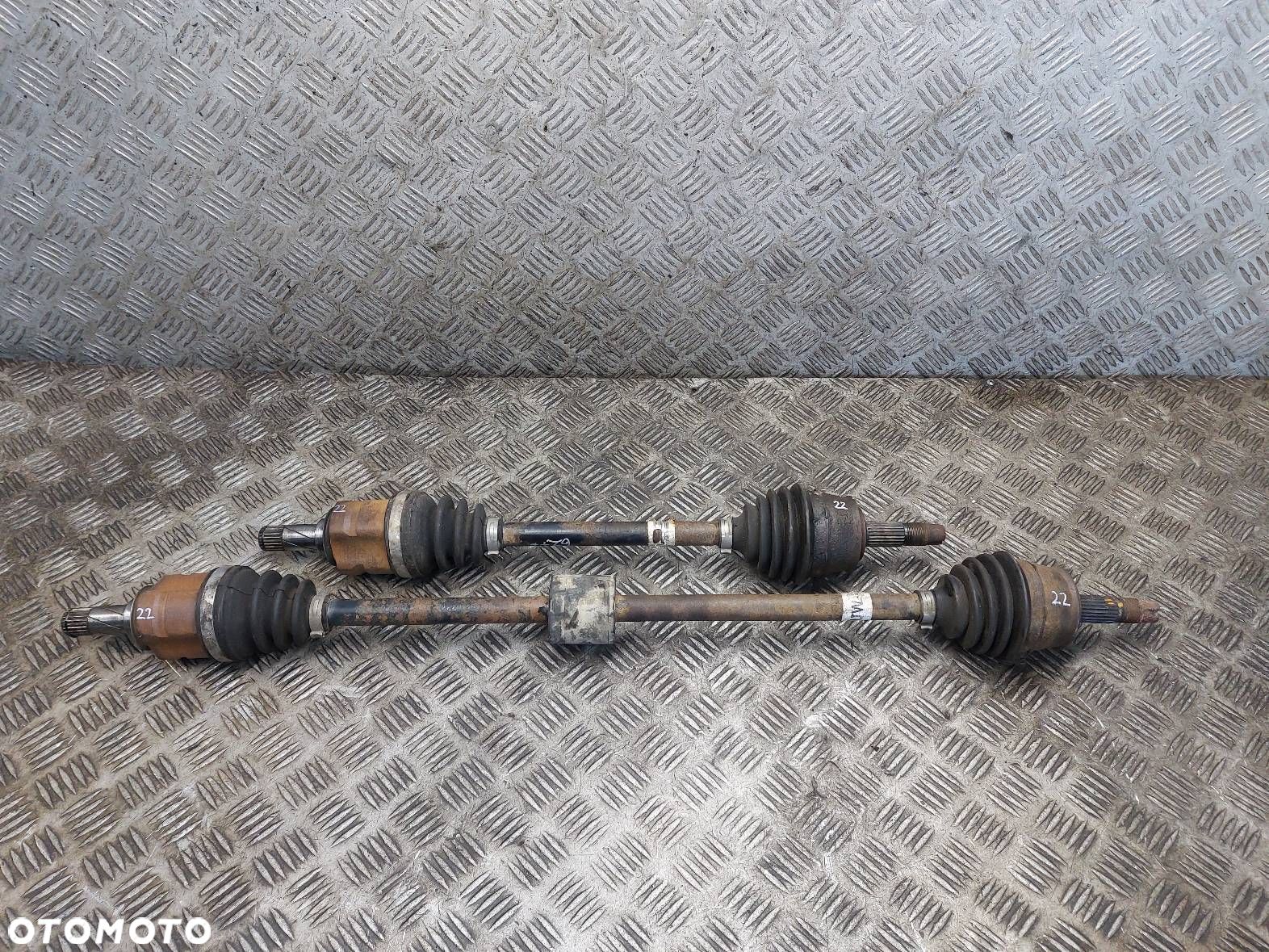 PÓŁOŚ LEWY PRZÓD + PRAWY PRZÓD 5B OPEL CORSA D 1.4 16V - 1