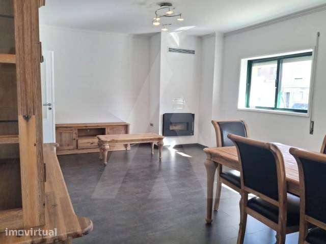 Apartamento T3 semi mobilado e equipado em São Bernardo - Grande imagem: 5/33