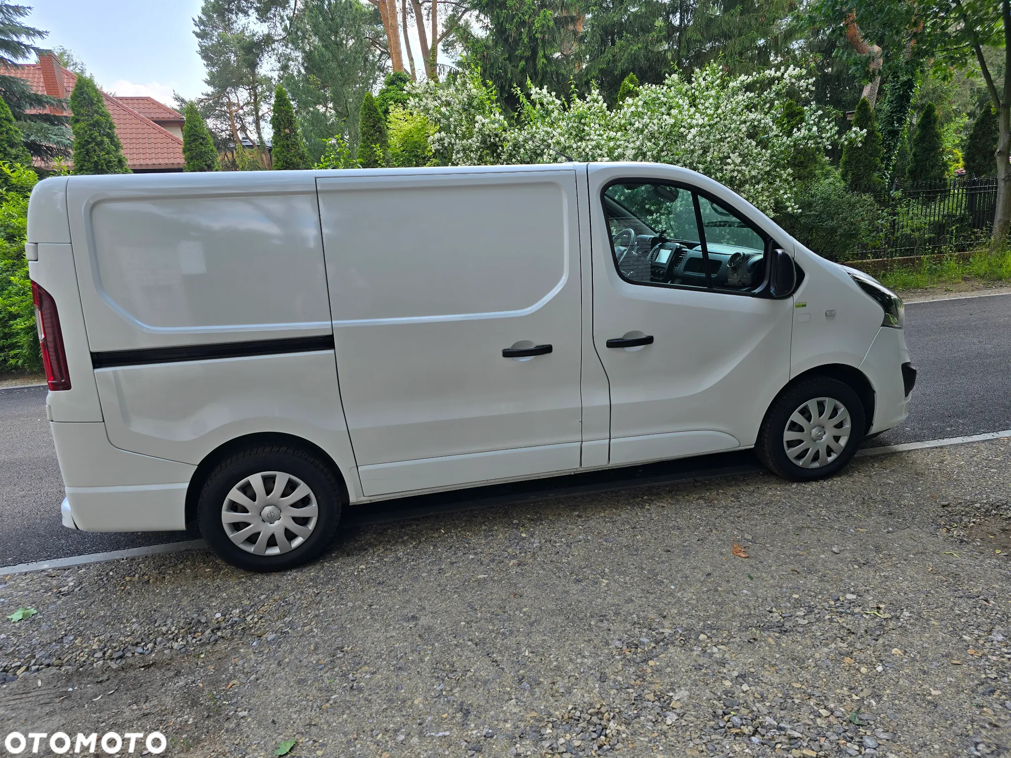 Opel VIVARO - 11