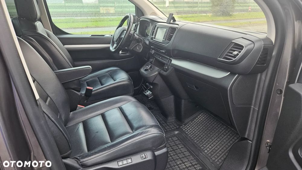 Peugeot Traveller - 9