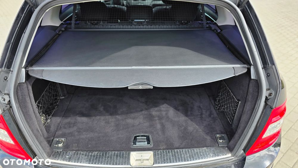 Mercedes-Benz Klasa C 200 CDI DPF Automatik Classic - 16